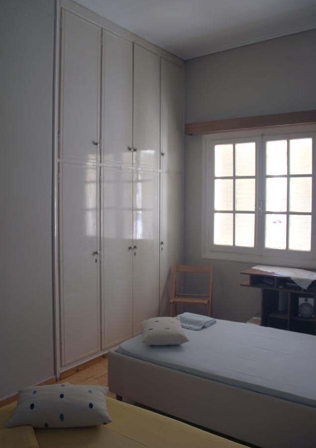 Family House Appartement Kalamáta Buitenkant foto